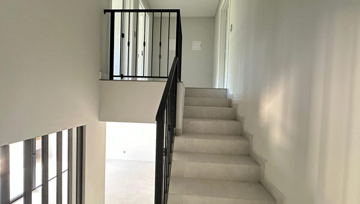 08fad024-3b80-4209-9e65-e3474324b50f