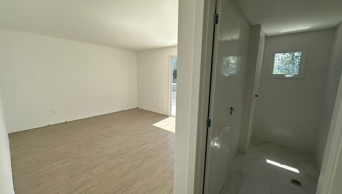 241982b5-a348-4dd1-88e2-cb8cff66c6ae