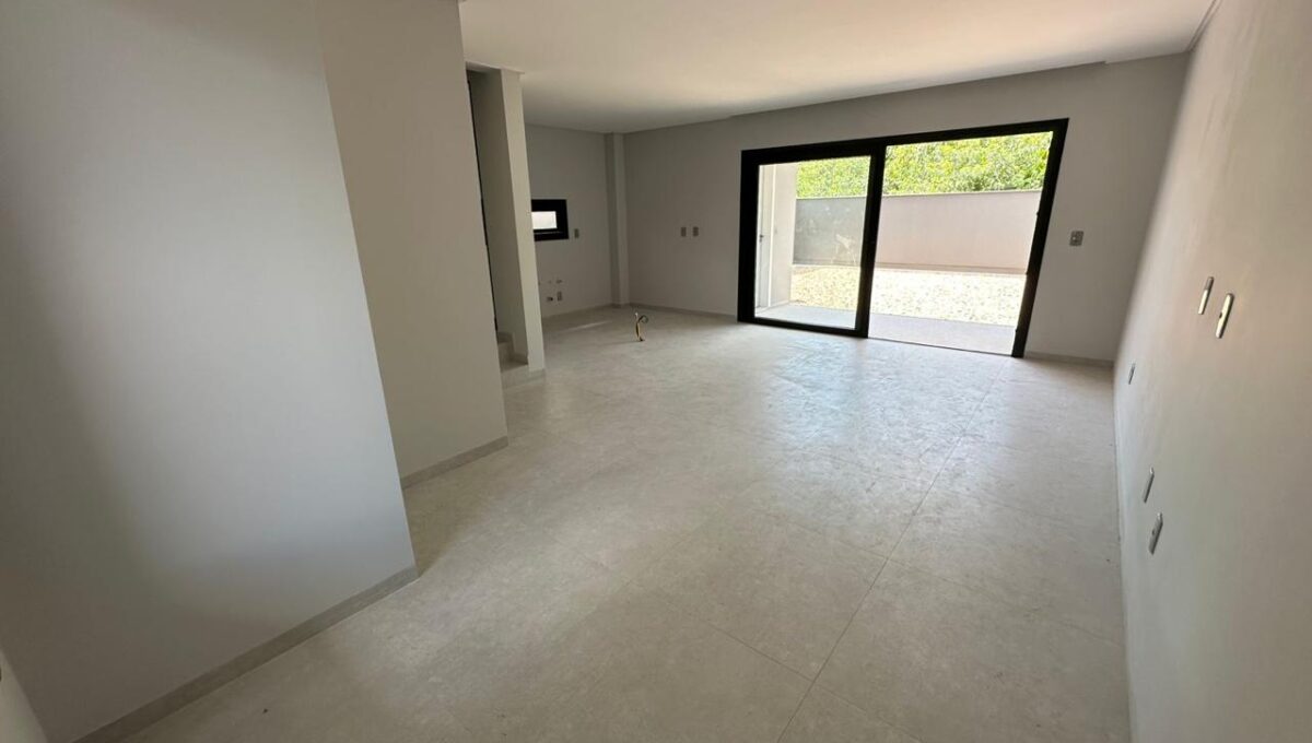 4a36d664-7d2e-40c9-a908-be4b62772981