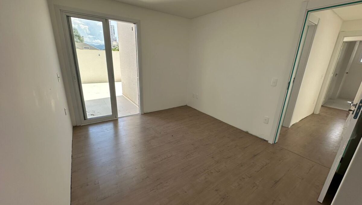 8a11d4ab-b576-4ce8-8b62-50bfed95edb1