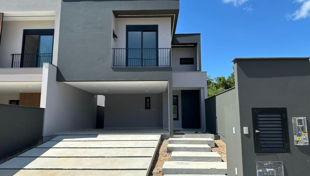 ff157fa8-89b8-4a6d-855c-d0a3cab3e603